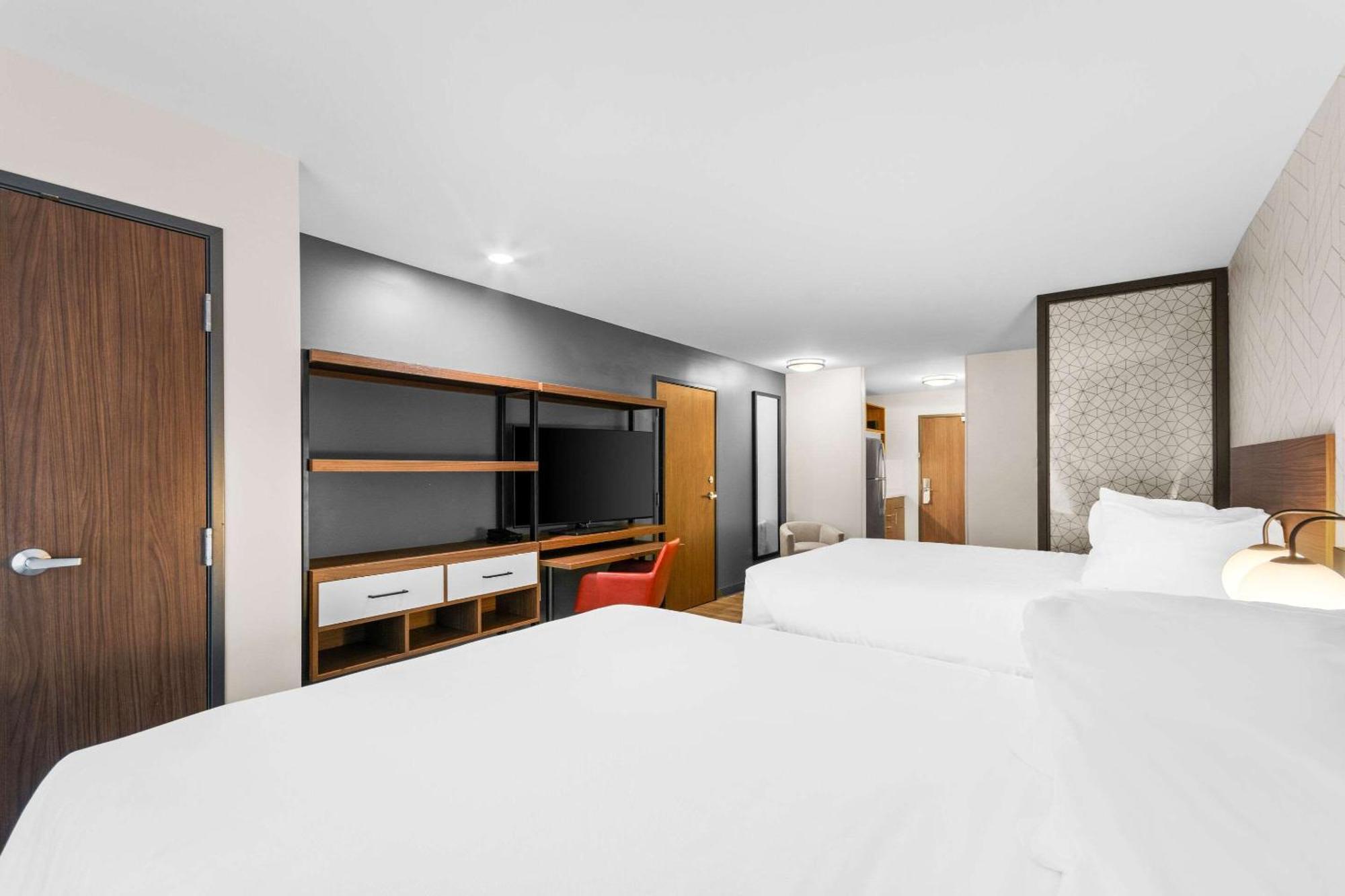 Everhome Suites Lexington - Horse Park Экстерьер фото